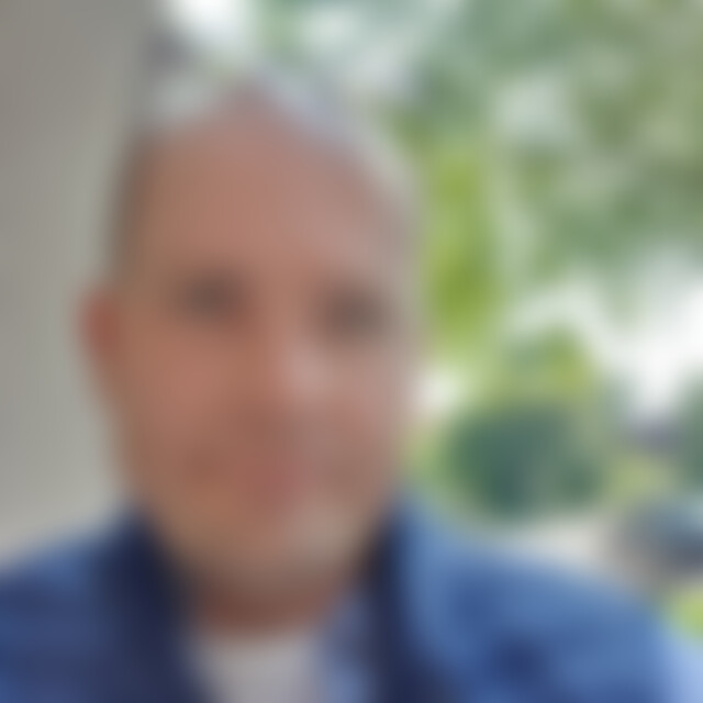 Anton76 (50) aus Lübeck