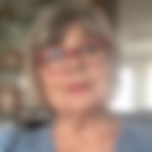 Dana (78) aus Esslingen