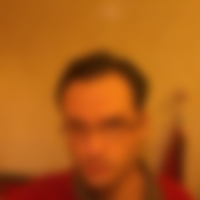 Hr8i (39) aus Dresden