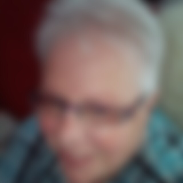 momsi (68) aus Nähe Bielefeld