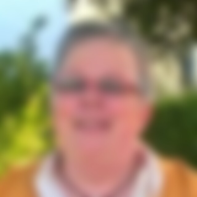 momsi (68) aus Nähe Bielefeld