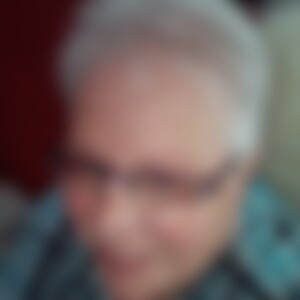 momsi (68) aus Nähe Bielefeld