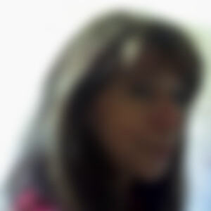 Shira (69) aus DAMAS