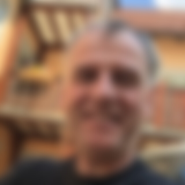 Tom99423 (61) aus Weimar    Whatsapp 0