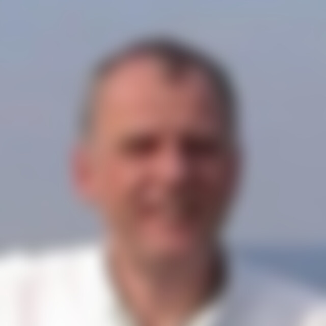 Tom99423 (61) aus Weimar    Whatsapp 0