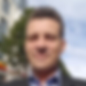Sayzer (48) aus Frankfurt