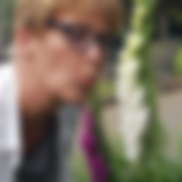 BlumentopfHeike (60) aus Osnabrück