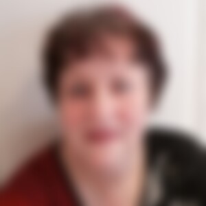 Bettina64 (62) aus Oelsnitz