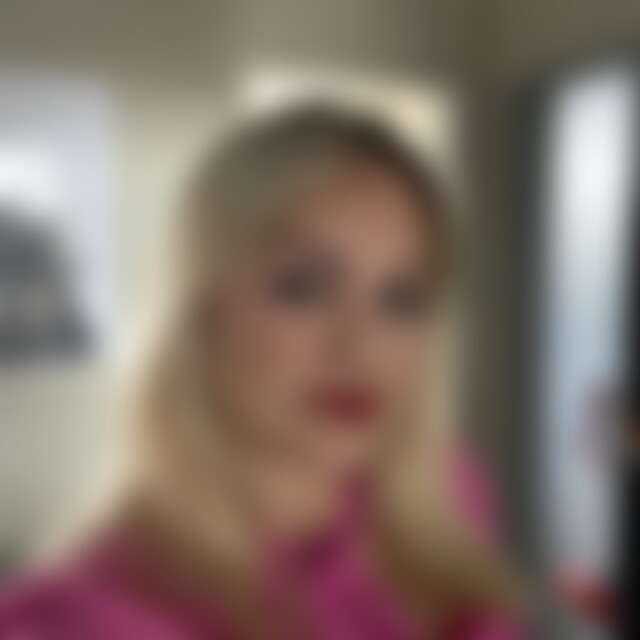 Slua (42) aus Neumünster