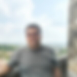 Falke (50) aus Gersthofen