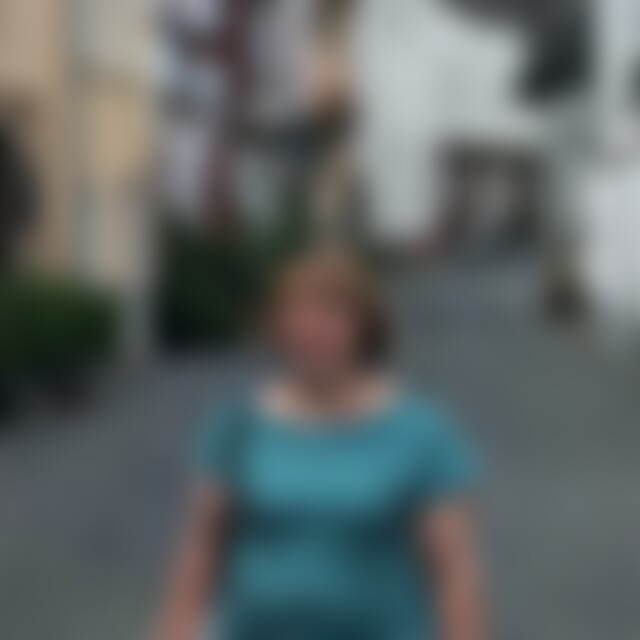 Ekie (62) aus Berlin