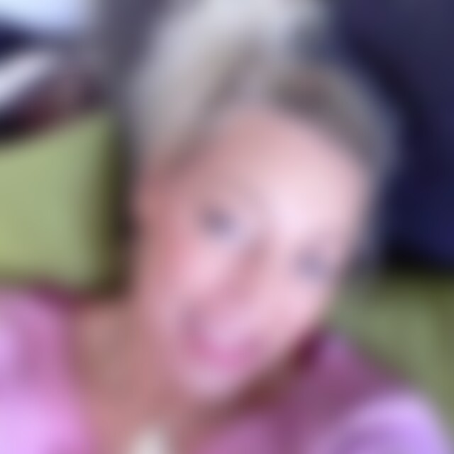 Kissi (56) aus Alfter