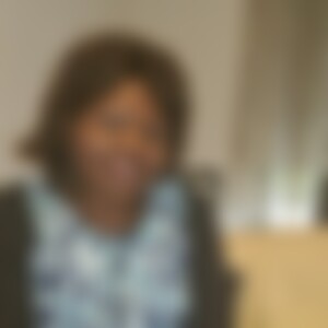 Pauline (51) aus Bonn