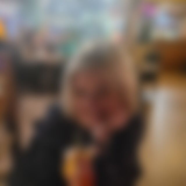 silkesmile (49) aus G.