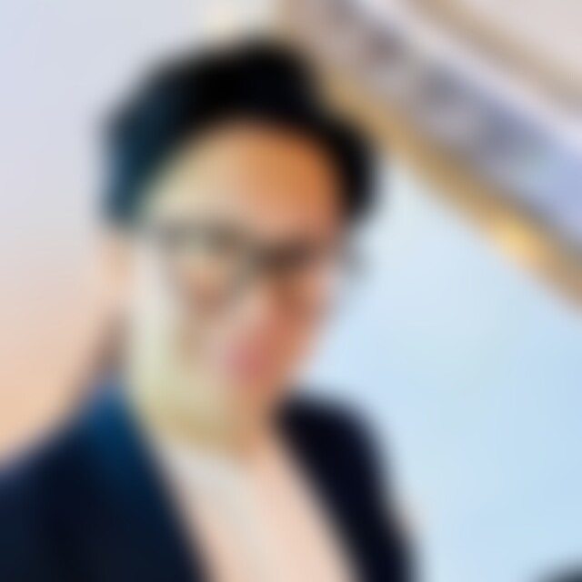 Youet (47) aus Stuttgart