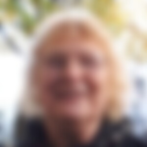 Furby (67) aus Berlin