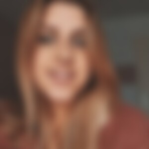 Nadiineee (31) aus Bayern