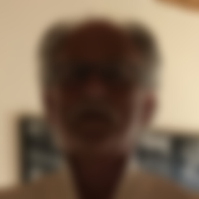 Zoey (73) aus Betzdorf