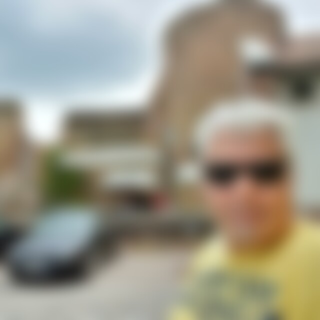 weredu (56) aus Dudenhofen