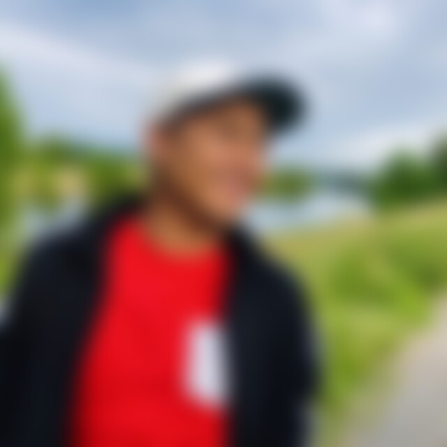 somsunwar (31) aus Ratingen