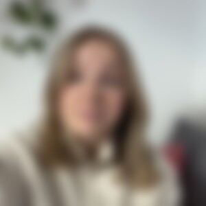 alinaaa (30) aus Bielefeld