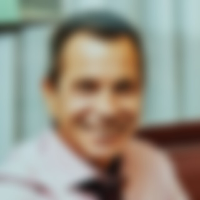 Salva (60) aus Paderborn