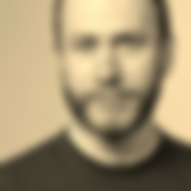 Nikel (43) aus Halle