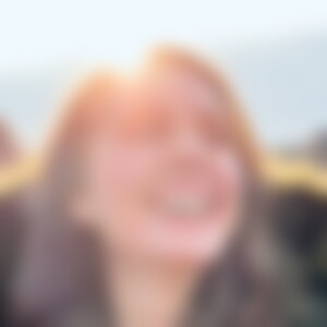 sarahsarah (48) aus Bielefeld