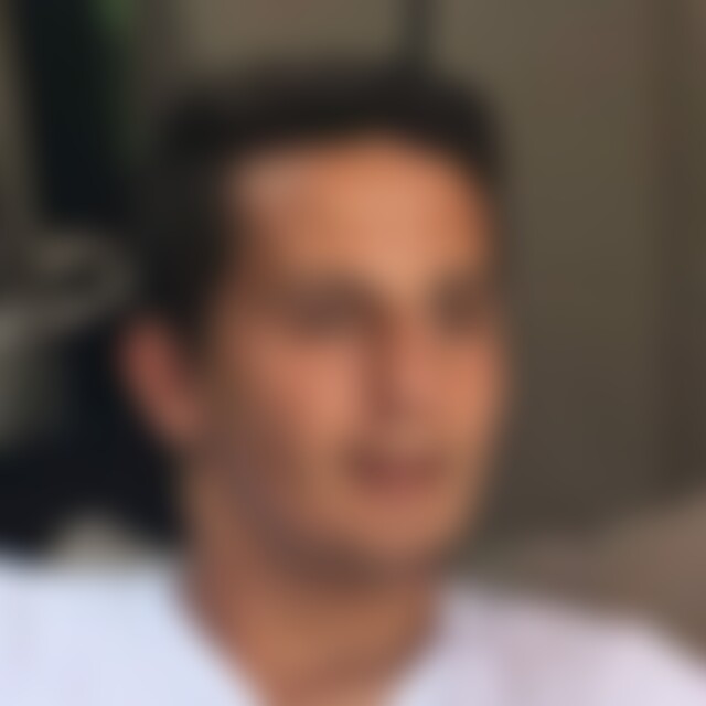 4ECK (27) aus Kühsen