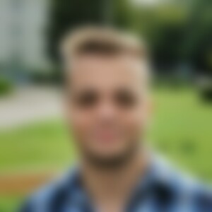 IIBenjaminII (30) aus Leverkusen