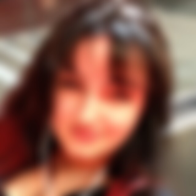 ElisaAlGreeco (32) aus Taufkirchen