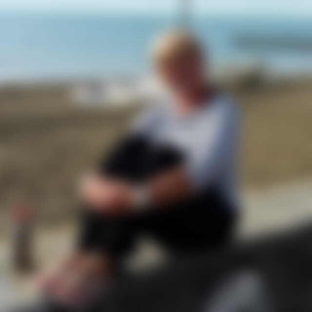 Dorota (64) aus Aidlingen
