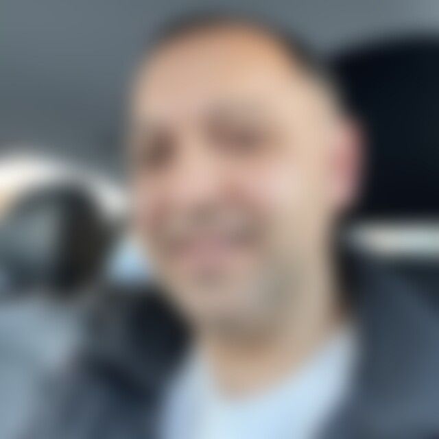 Dragan75 (50) aus Frankfurt am Main