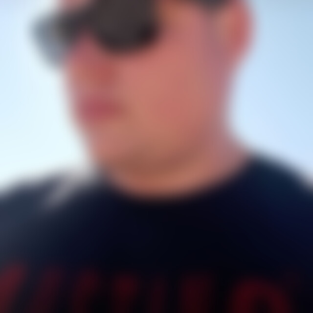 Tobe (37) aus Olpe