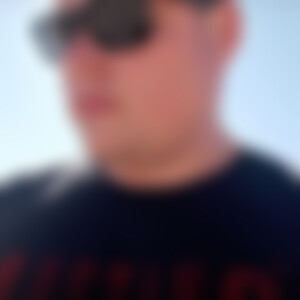Tobe (37) aus Olpe