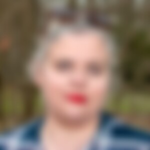 Lilly77 (48) aus Iserlohn