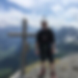 Andriemer (49) aus Hamburg