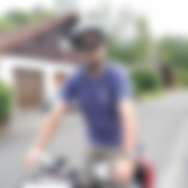Lehrerheiko (54) aus Berlin