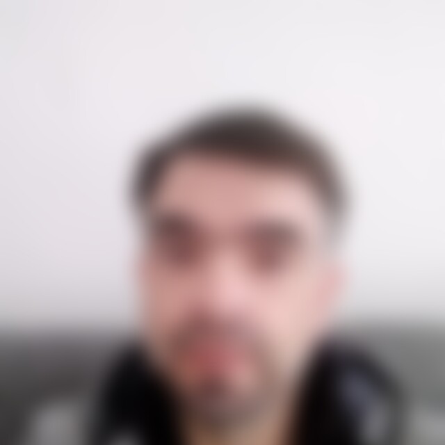 Lehrerheiko (54) aus Berlin