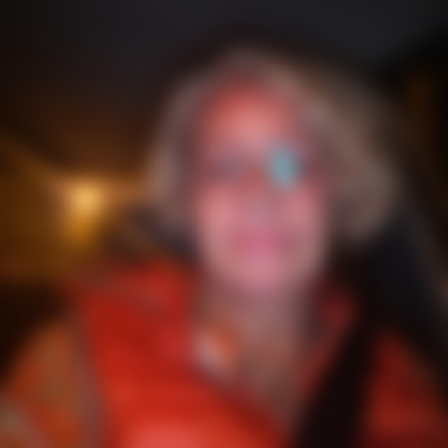 sausesusi (66) aus Krefeld