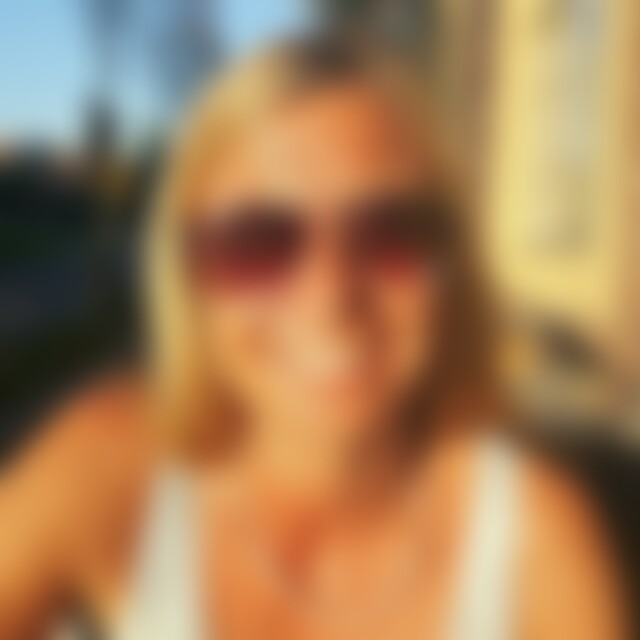 karenbreetz (52) aus Linkenheim-Hochstett