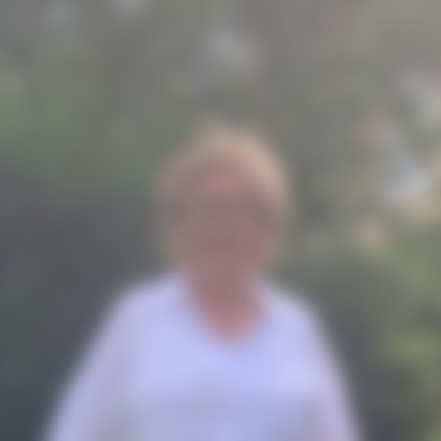 Anne13 (63) aus Köln