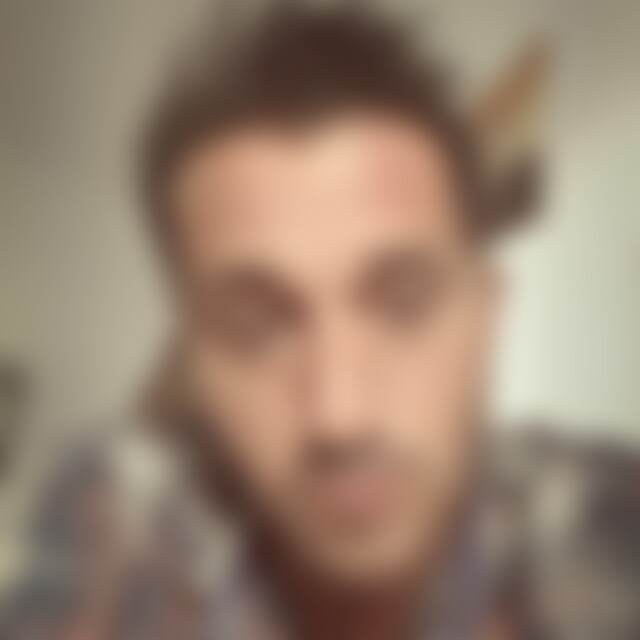 Luagio (49) aus Leverkusen