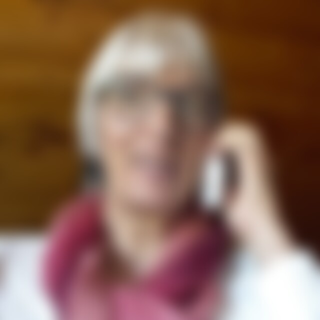 Afrikangie (70) aus Gießen