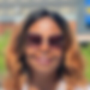 Suzanniii (57) aus Duisburg