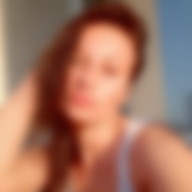 Palina (35) aus Krefeld