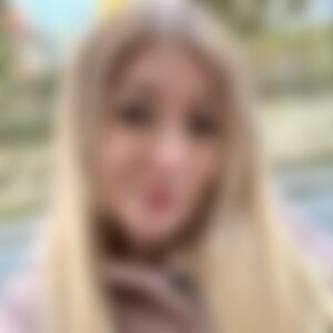 Carina (32) aus Münchberg