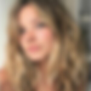 Yalima (25) aus München