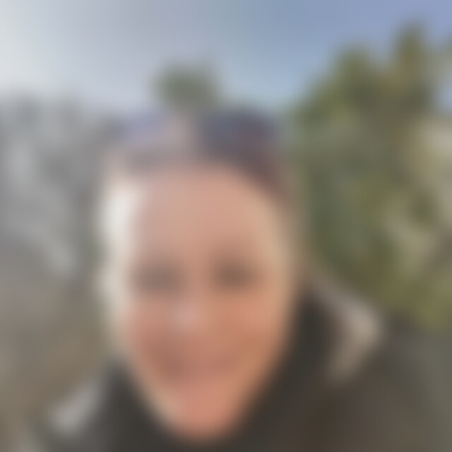 MimiH (48) aus Stuttgart