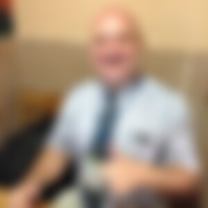 DrElWie (63) aus salzburg